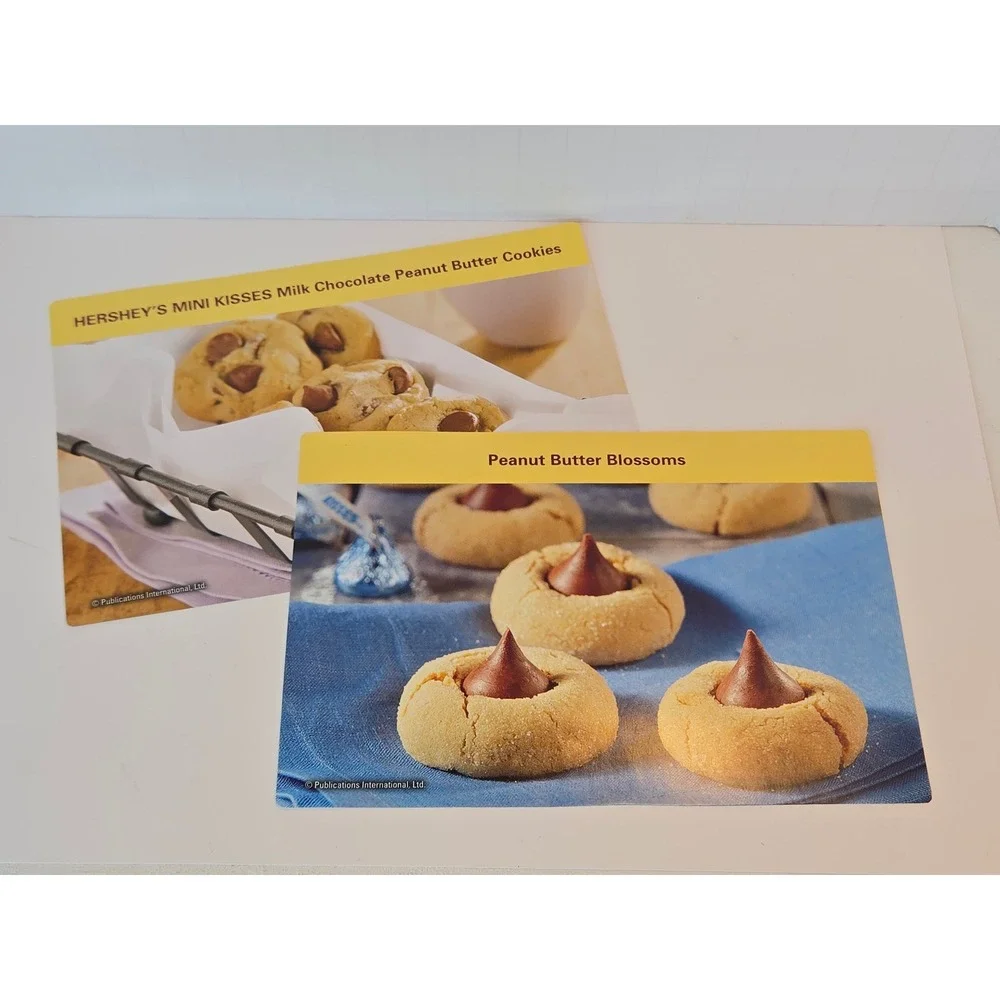 Hershey's Vintage Style Recipe Tin with Dividers and Cards Brown Yellow 2013